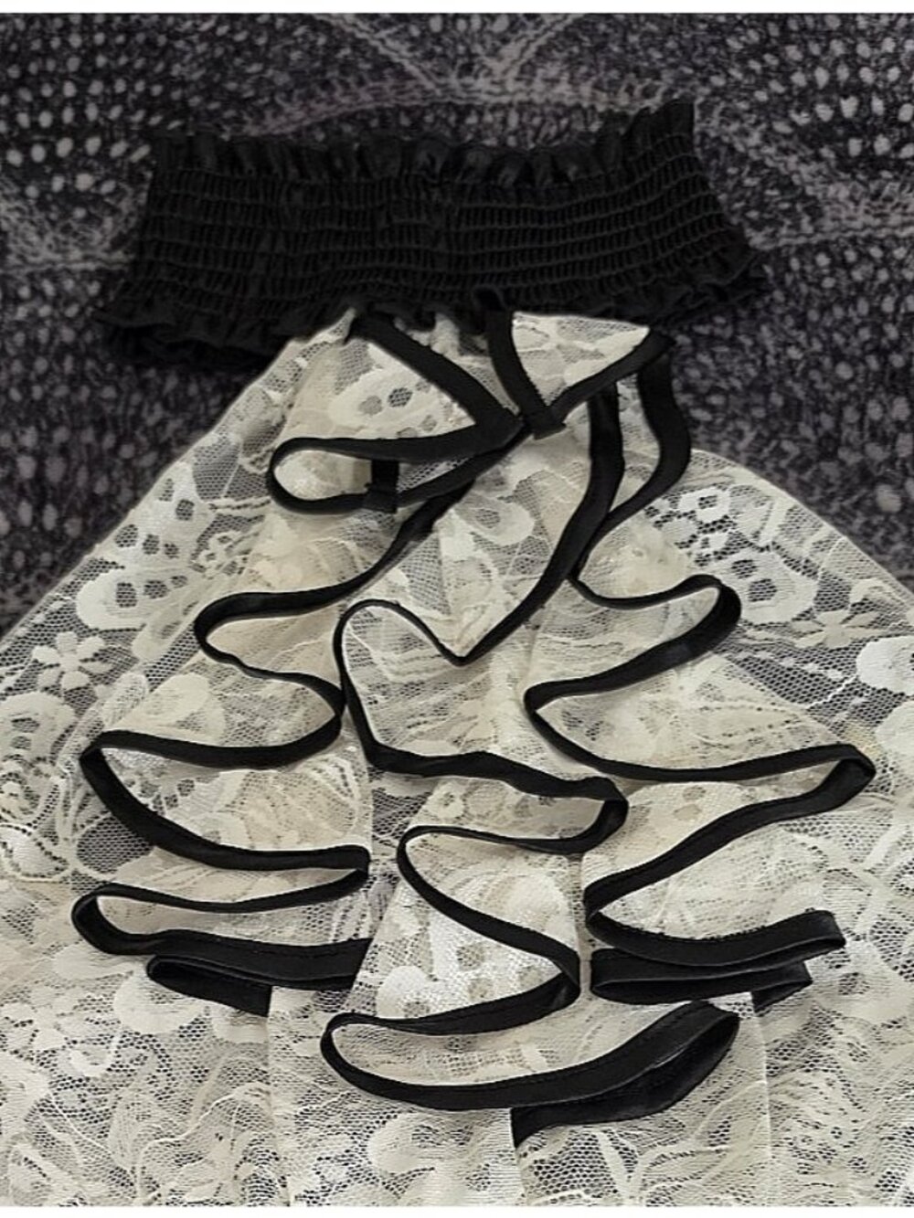 TRAC White Lace Halter High Neck Blouse Black Ruffle Accent S/Chico - Picture 9 of 12
